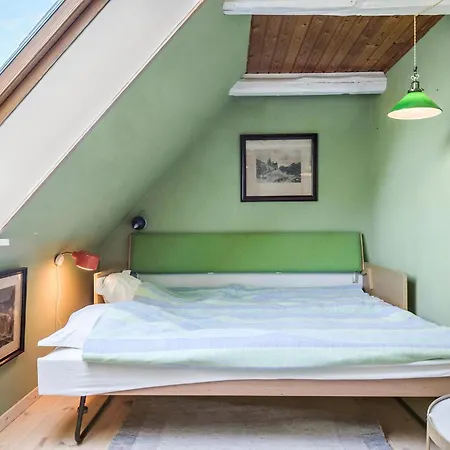 4 Bedroom Lovely In Horslunde