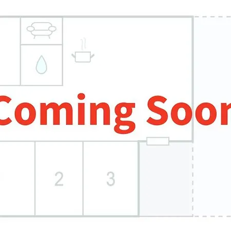 Σπίτι διακοπών 4 Bedroom Lovely In *
